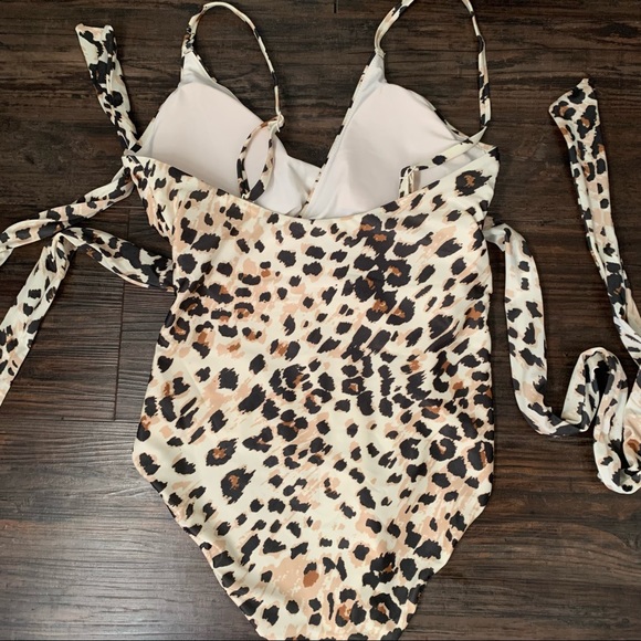 Aerie Leopard Wrap One Piece Swimsuit - Picture 4 of 8